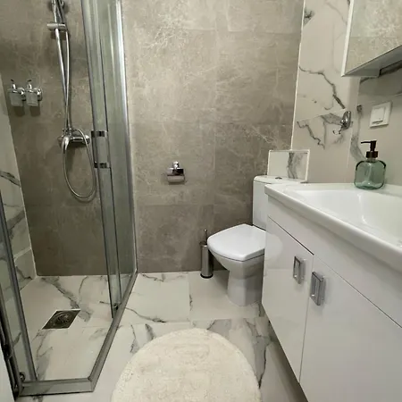 Ruby Elegant Central Üsküp